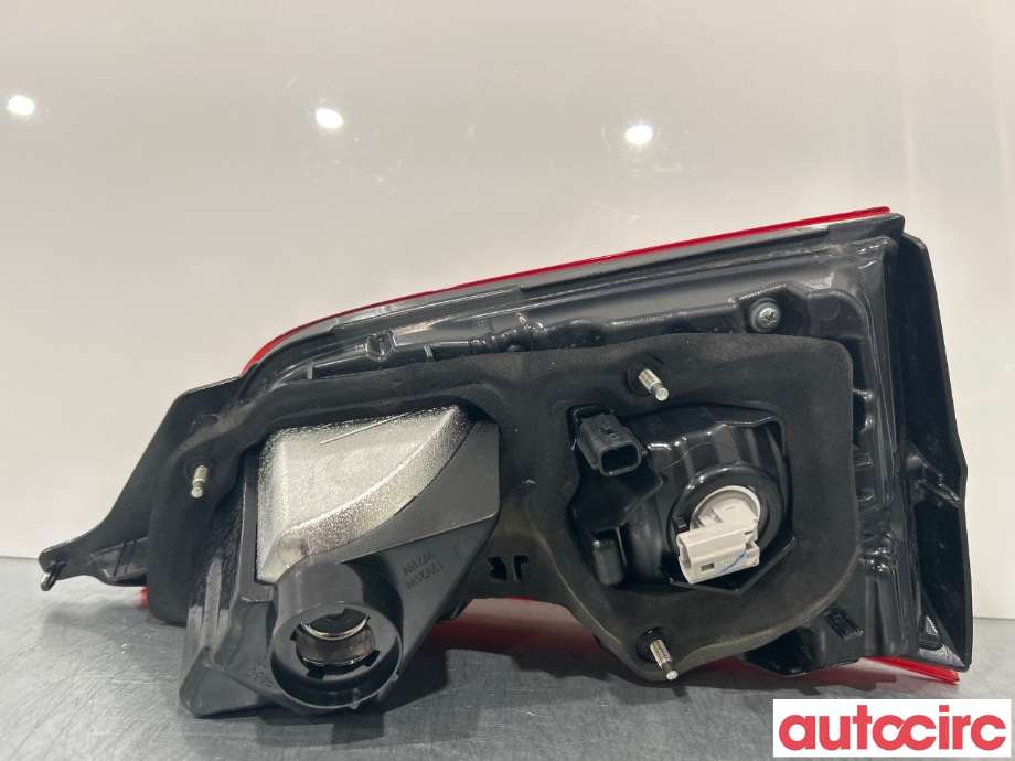 Baklykt høyre indre til Nissan Qashqai 2014-2021 (Type II)  (NISSAN|265504EA5D)