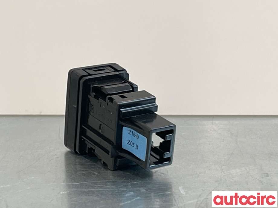Bryter diverse til Toyota RAV4 2009-2013 (Type III, Fase 2)  (TOYOTA|8415242040|)