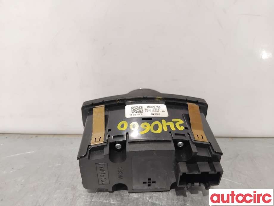 Bryter lys til Ford B-Max 2012-2017  (FORD|2307246||AV1T13D061AB)