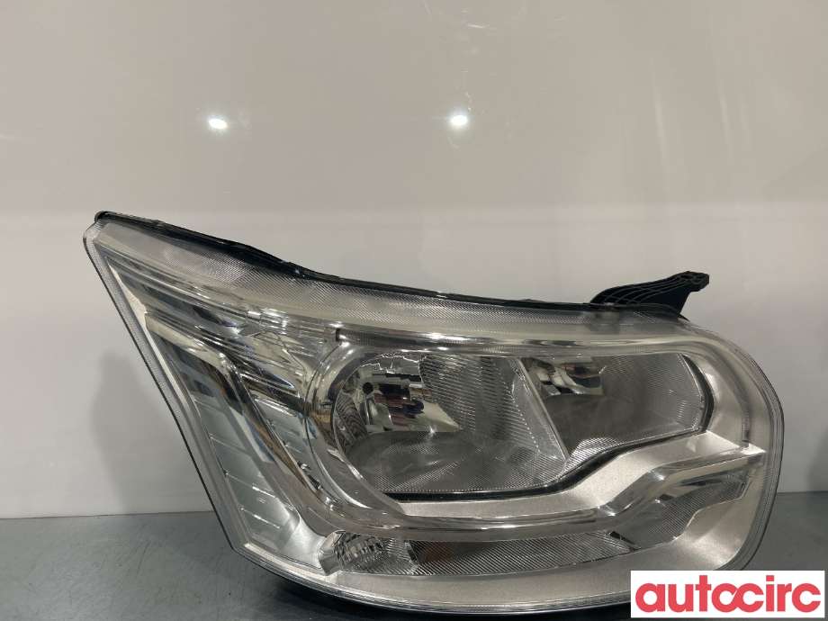 Frontlykt venstre halogen til Ford Transit Custom, 2013-2023 (Type I)  (FORD|2639546)