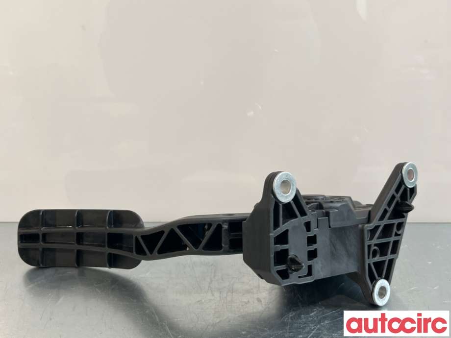 Pedal gass/brems/clutch til Toyota Corolla 2019-->>  (TOYOTA|7811002210|)