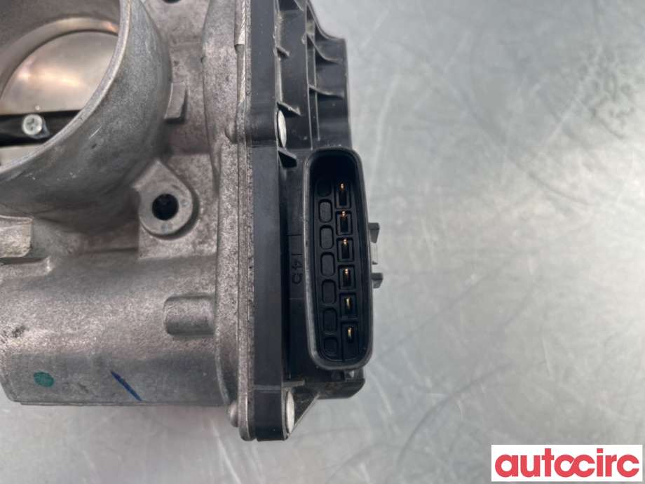 Spjeldhus til Toyota Corolla 2019-->>  (TOYOTA|220300T110||22030-0T110)