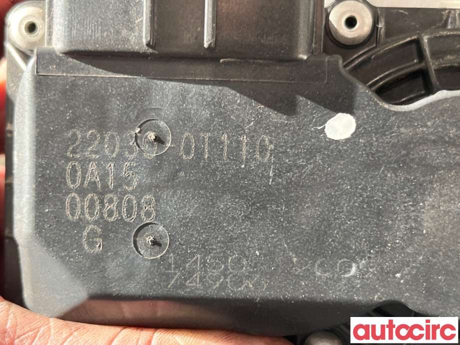 Spjeldhus til Toyota Corolla 2019-->>  (TOYOTA|220300T110||22030-0T110)