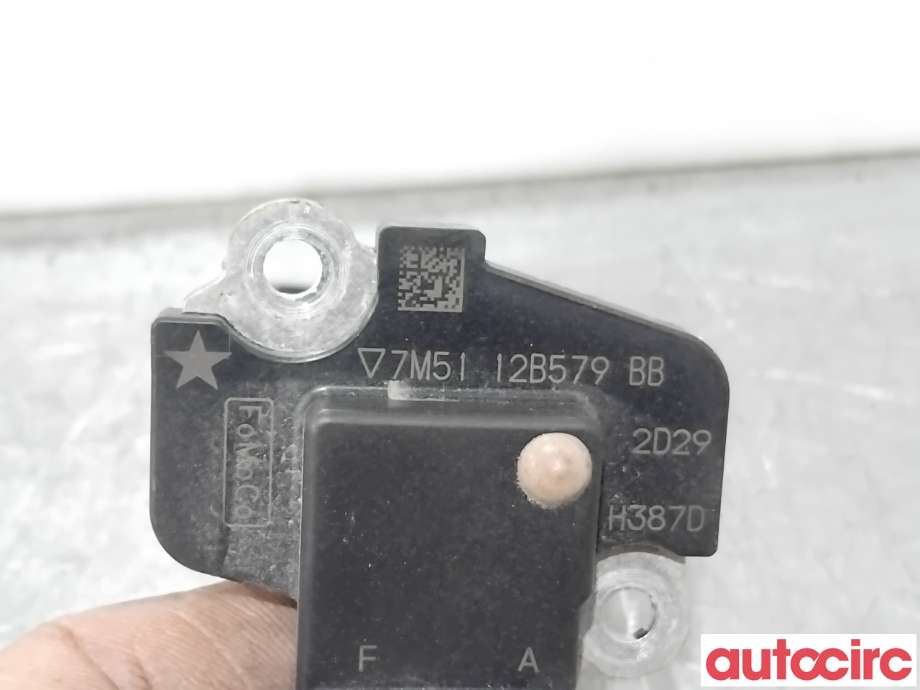 Luftmengde/luftmassemåler til Ford Focus 2011-2014 (Type III, Fase 1)  (FORD|1480570||7M5112B579BB)