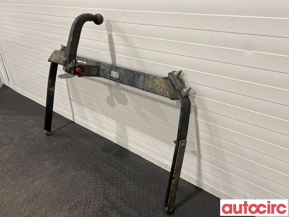 Hengerfeste til Ford Kuga 2008-2012 (Type I)  (FORD|1717239|AM8V4J19D520BD|8V4J-19D521-BD)