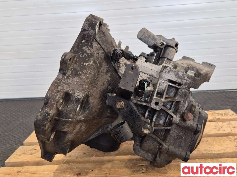 Girkasse manuell 6-trinn til Opel Astra J 2010-2015  (OPEL|98500181|M7Q|93190990)