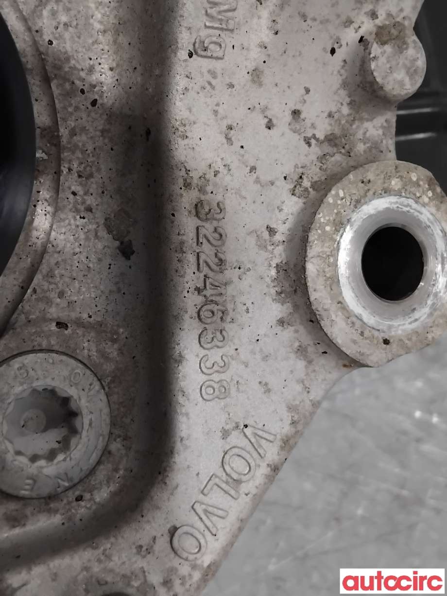 Hjulspindel venstre bak til Volvo XC40 2018-2024  (VOLVO|32246338|)