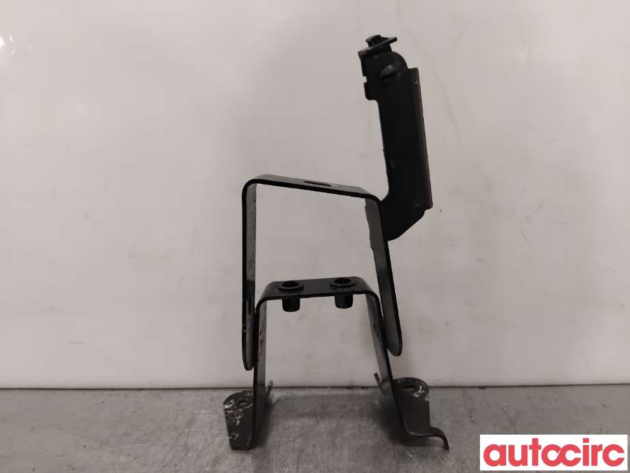 Diverse deler til Volvo XC40 2018-2024  (VOLVO|32208567|)