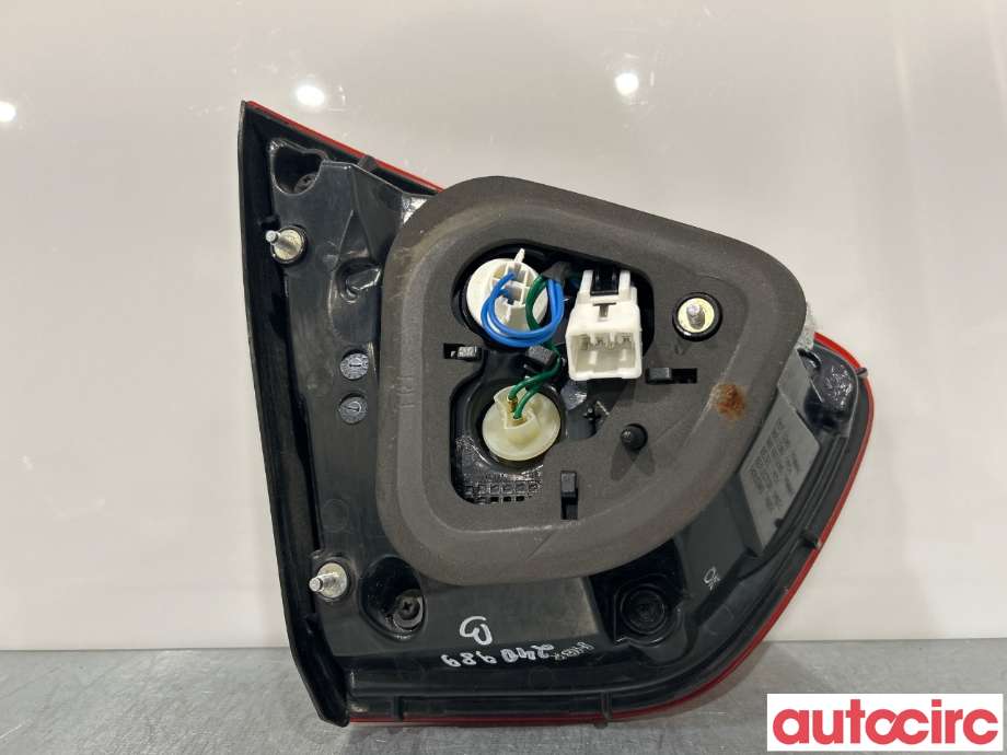 Baklykt høyre indre til Kia Rio 2011-2017 Type III  (KIA|924041W200)