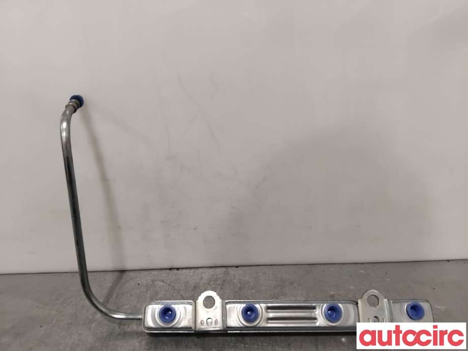 Dyseskinne (fuelrail) til Toyota Yaris, 2014-2020 (Type III, Fase 2)  (TOYOTA|2381421073)