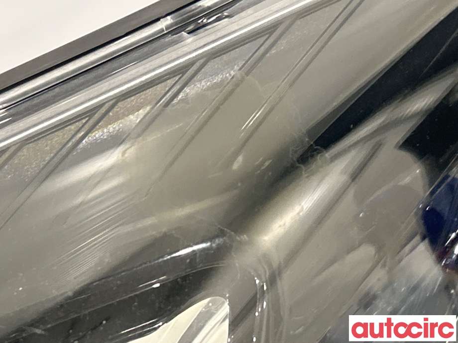 Frontlykt venstre halogen til Ford Focus 2011-2014 (Type III, Fase 1)  (FORD|1873935)