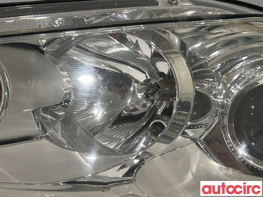 Frontlykt venstre halogen til Ford Fiesta 2008-2012 (Type VI, Fase 1)  (FORD|1740028)
