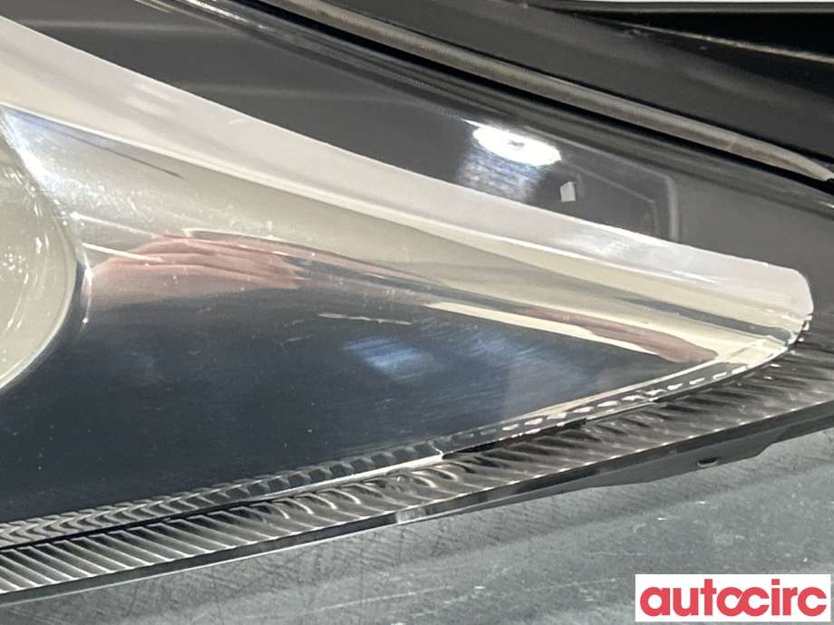 Frontlykt venstre halogen til Ford Fiesta 2008-2012 (Type VI, Fase 1)  (FORD|1740028)