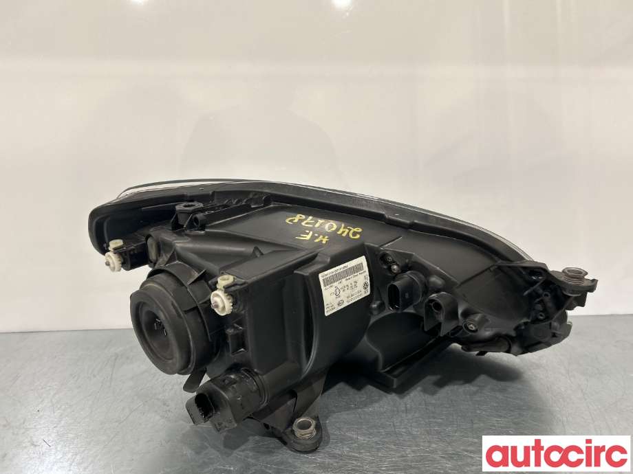 Frontlykt høyre halogen til VW Up 2012-2019  (VOLKSWAGEN|1S1941016M)