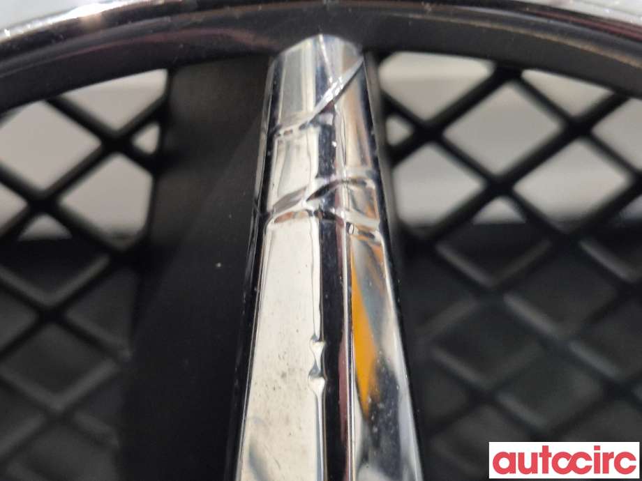 Grill til Mercedes C-Klasse 2011-2014 (Fase 2) (W204) (W204) (MERCEDES|A2048800023|)
