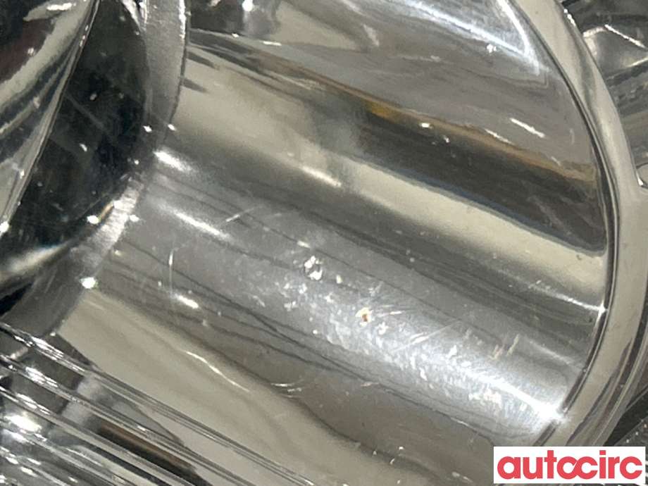 Frontlykt høyre halogen til Hyundai Ix35 2010-2015  (HYUNDAI|921023J320)