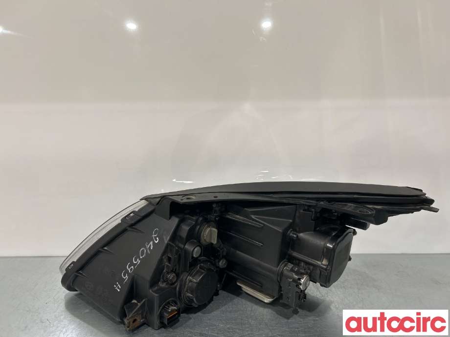 Frontlykt høyre halogen til Hyundai Ix35 2010-2015  (HYUNDAI|921023J320)