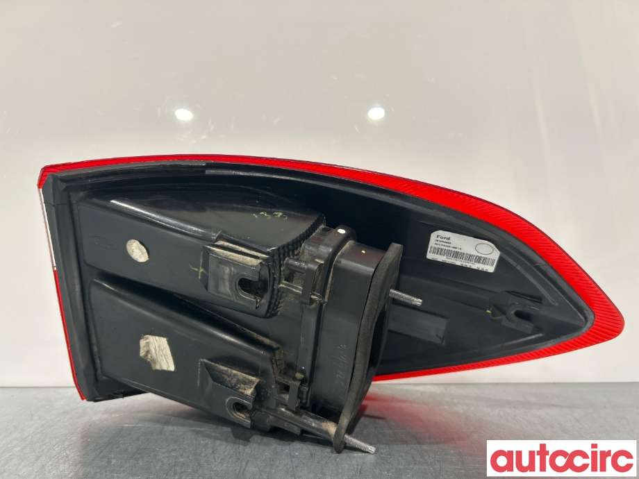 Frontlykt venstre halogen til Ford Ecosport 2016-->> (FORD|2304083)