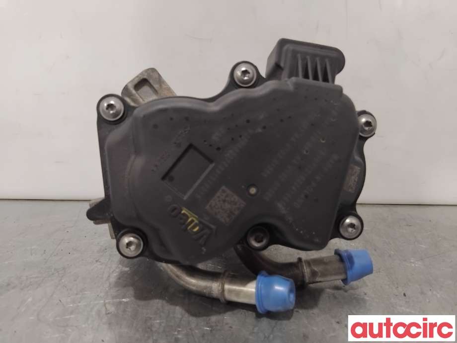 Spjeldhus til VW Passat 2015-2019 (Fase 1) (B8) (B8) (VOLKSWAGEN|04L128063AA||04L128059AA)