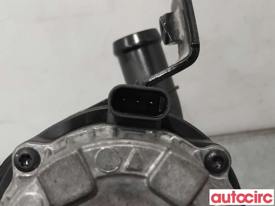 Sirkulasjonspumpe til VW Passat 2015-2019 (Fase 1) (B8) (B8) (VOLKSWAGEN|04L965567A|0392024006)