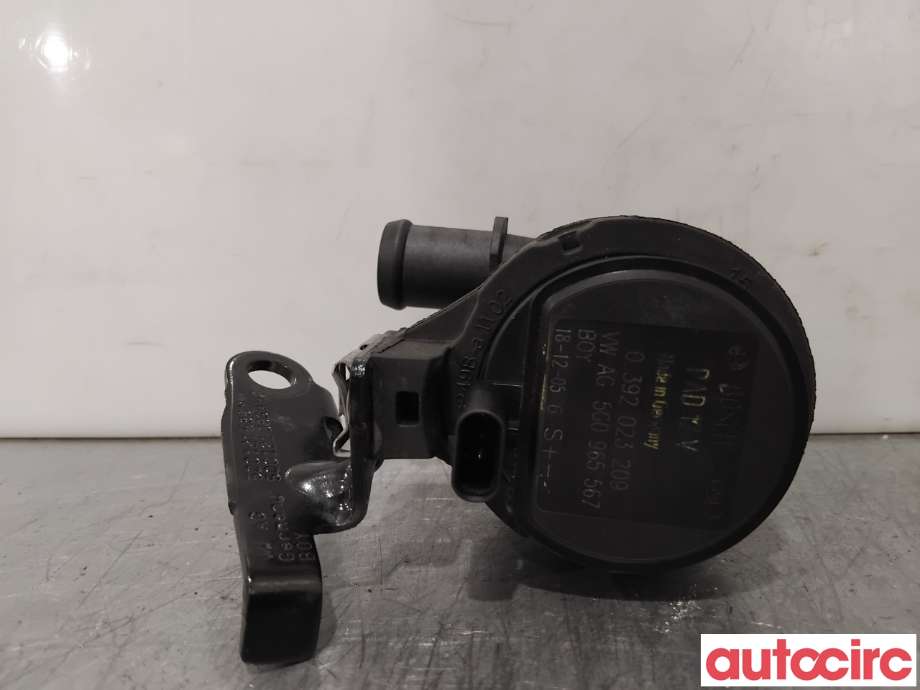 Sirkulasjonspumpe til VW Passat 2015-2019 (Fase 1) (B8) (B8) (VOLKSWAGEN|2Q0965567A|0392023209|5G0965567)