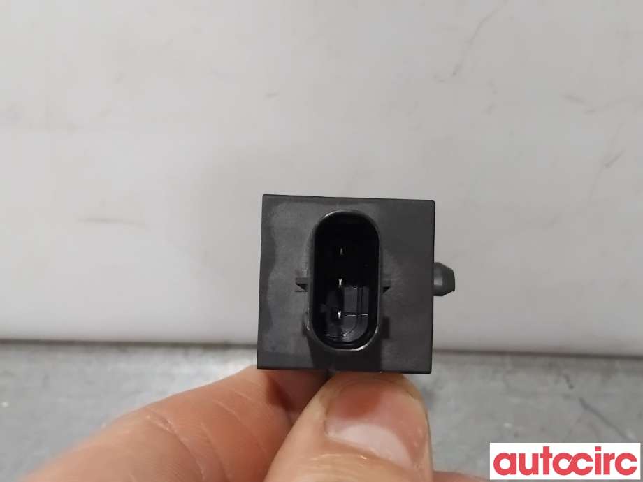 Diverse deler til VW Passat 2015-2019 (Fase 1) (B8) (B8) (VOLKSWAGEN|04L906051G|04L906051M|04L906051AB)