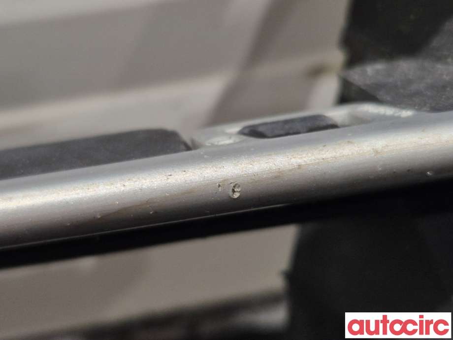 Grill venstre til BMW 5-Serie 2010-2017 (F10/F11) (F10/F11) (BMW|51117331729)