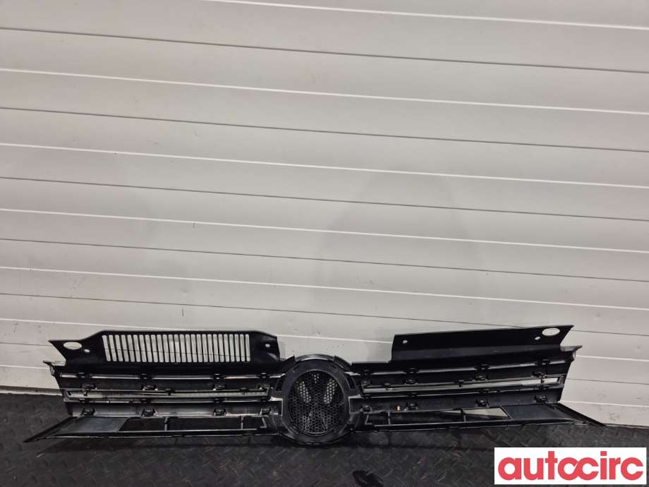 Grill til VW Golf VI 2008-2012  (VOLKSWAGEN|5K0853651AM|)