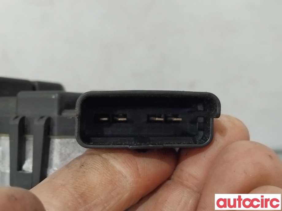 Viskermotor frontrute til Peugeot Partner 2008-2015 (Type II, Fase 1)  (PEUGEOT|6405LK|0390241621|9682861480)