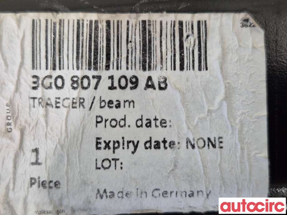 Støtfangerforsterkning foran til VW Passat 2015-2019 (Fase 1) (B8) (B8) (VOLKSWAGEN|3G0807109AB|3G0807109L)