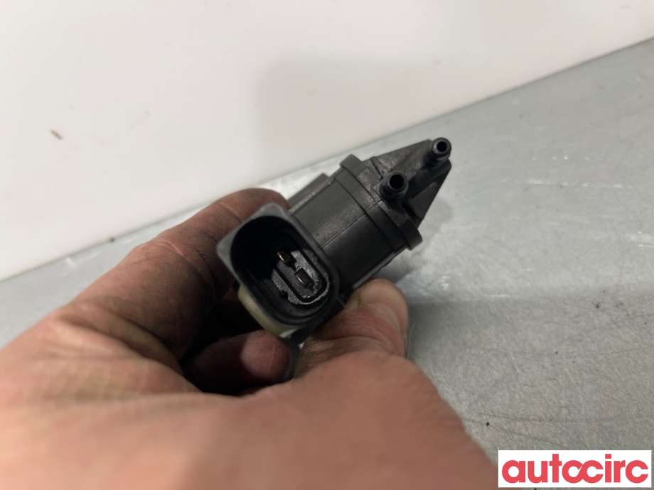 Vakuumventil til VW Passat 2005-2010 (B6) (B6) (VOLKSWAGEN|1K0906283A|)