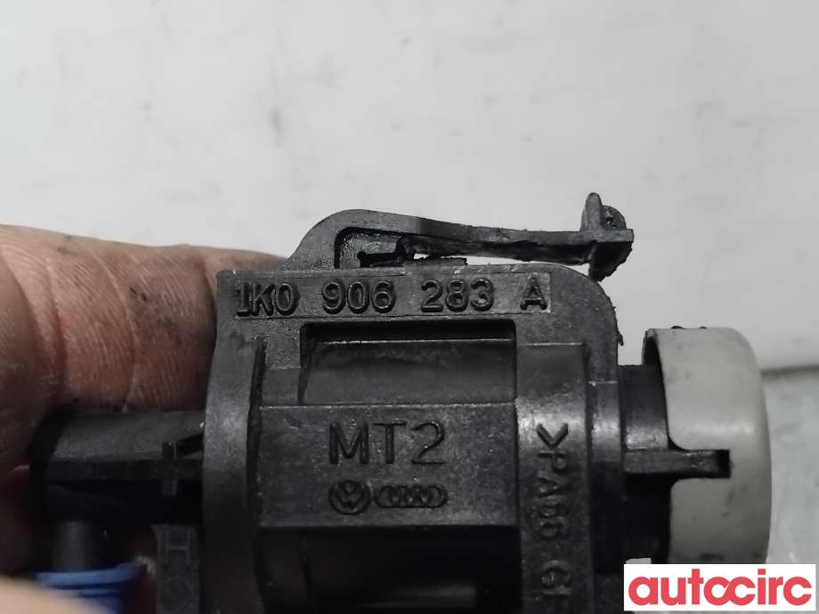 Vakuumventil til Audi A5 2007-2016 (Type I)  (AUDI|1K0906283A|)