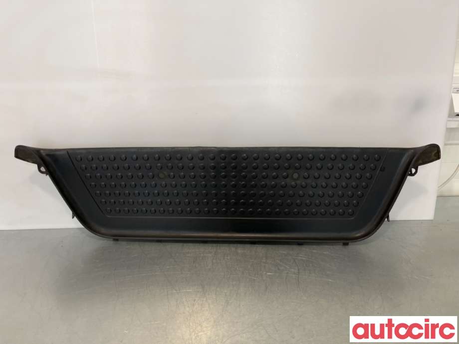 Stigtrinn/stigbrett til VW Amarok, 2010-2016 (Type I, Fase 1)  (VOLKSWAGEN|2H7807502C)