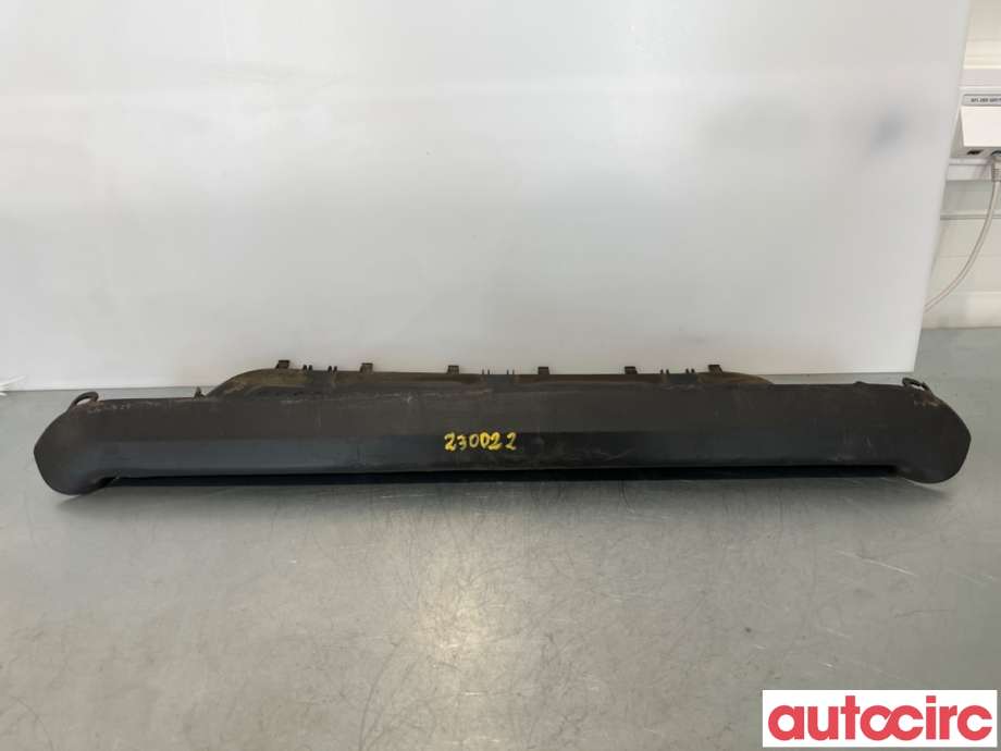 Stigtrinn/stigbrett til VW Amarok 2010-2016 (Type I, Fase 1) (VOLKSWAGEN|2H7807502C|)