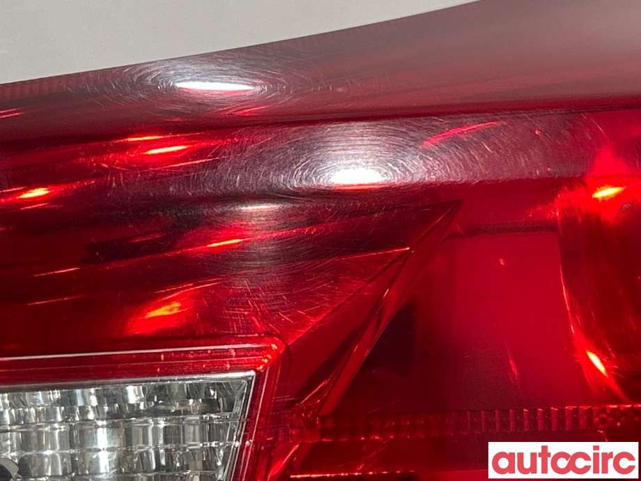 Baklykt høyre indre til Toyota Auris 2013-2015 (Type II, Fase 1)  (TOYOTA|8158102460)