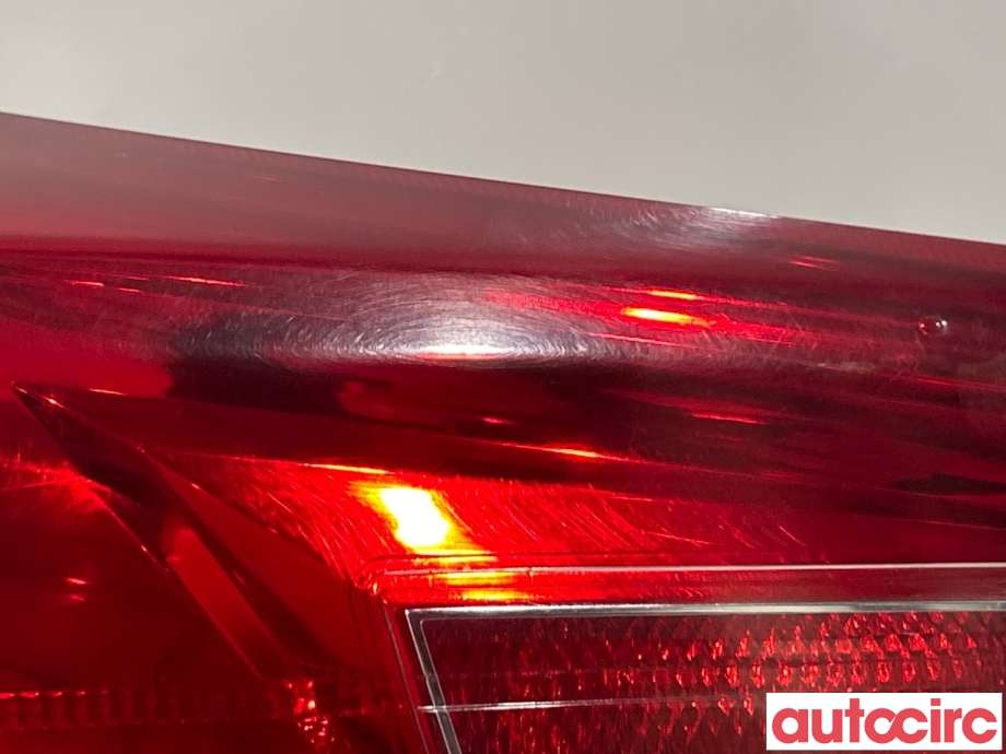 Baklykt venstre indre til Toyota Auris 2013-2015 (Type II, Fase 1)  (TOYOTA|8159402460)
