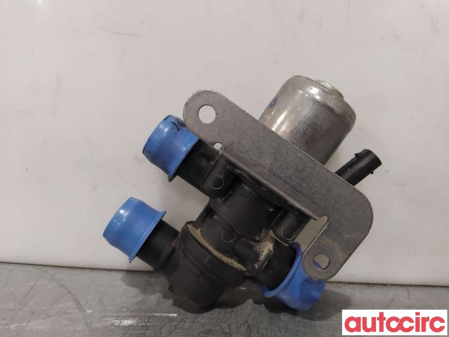 Diverse deler til VW ID.4 2020-->>  (VOLKSWAGEN|5Q0906457C|)