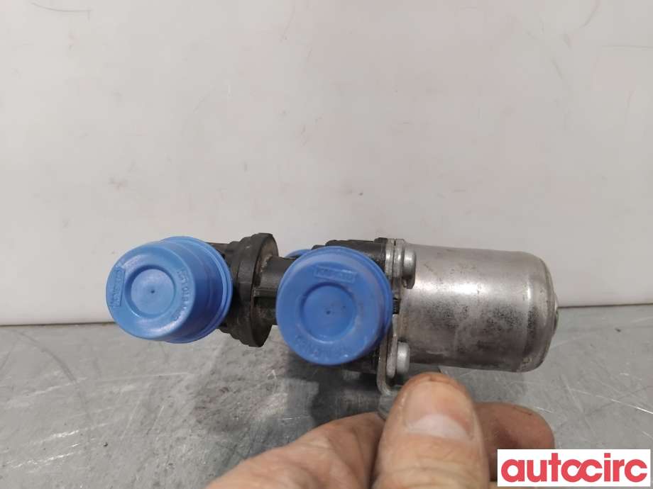 Diverse deler til VW ID.4 2020-->>  (VOLKSWAGEN|5Q0906457C|)