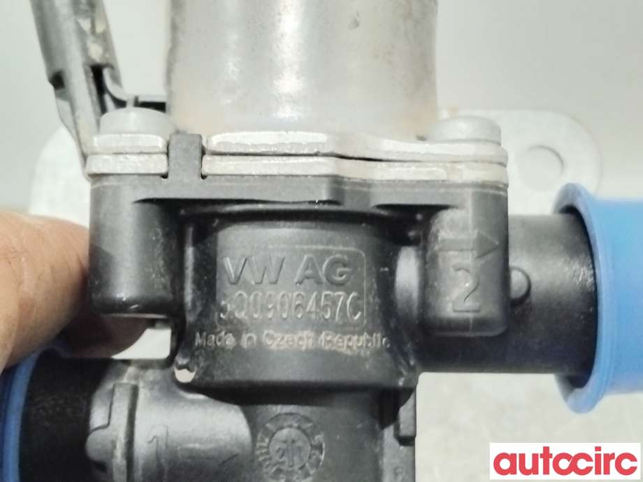 Diverse deler til VW ID.4 2020-->>  (VOLKSWAGEN|5Q0906457C|)