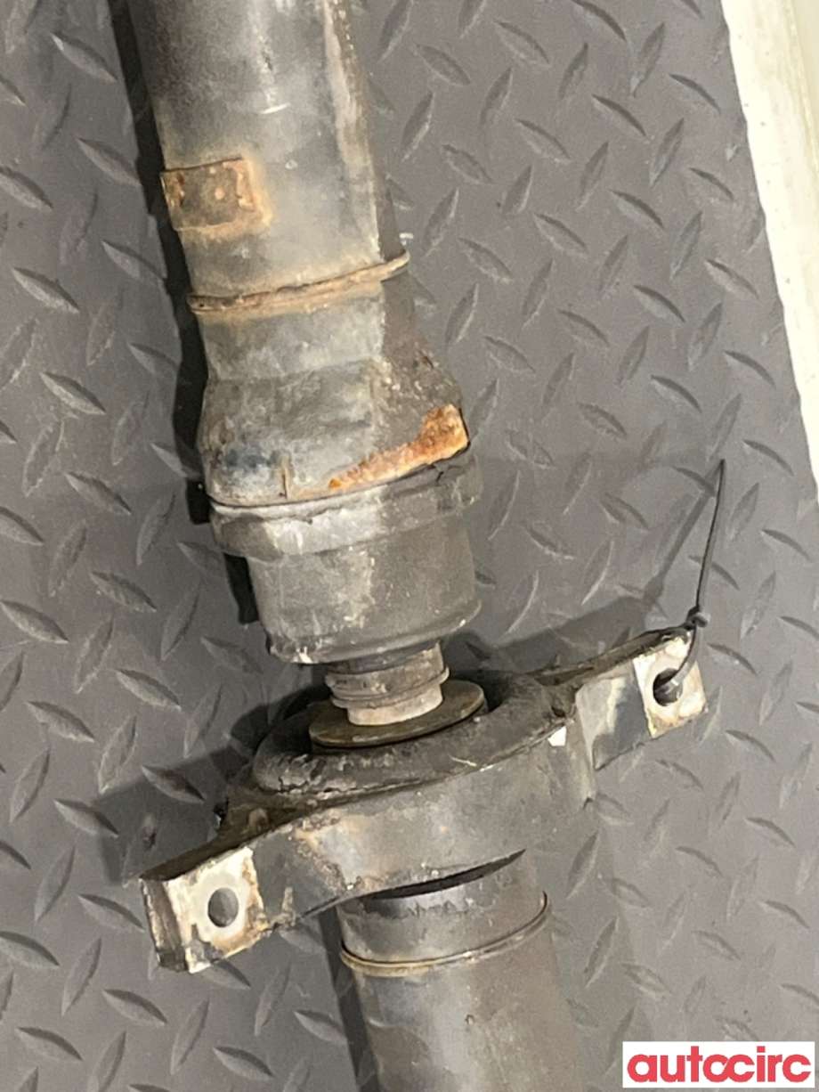 Mellomaksel til Hyundai Ix35 2010-2015  (HYUNDAI|493002S500|)