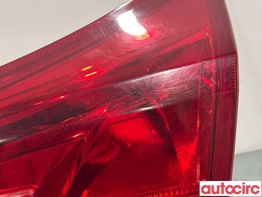Baklykt høyre indre til Toyota Auris 2013-2015 (Type II, Fase 1)  (TOYOTA|8158102460)