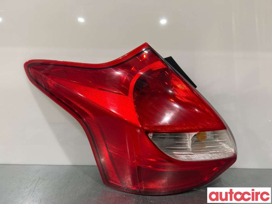 Baklykt venstre til Ford Focus, 2011-2014 (Type III, Fase 1)  (FORD|1825321)