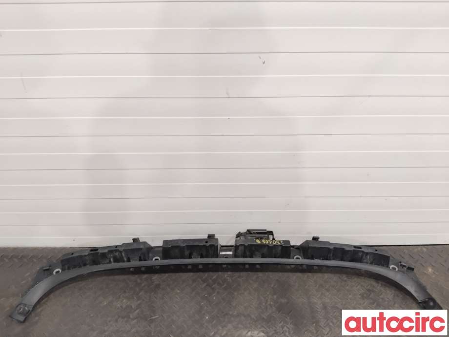 Støtfanger bak midtre del til BMW 3-Serie 2005-2011 (E90/E91/E92/E93) (E90/E91/E92/E93) (BMW|51127127720|)