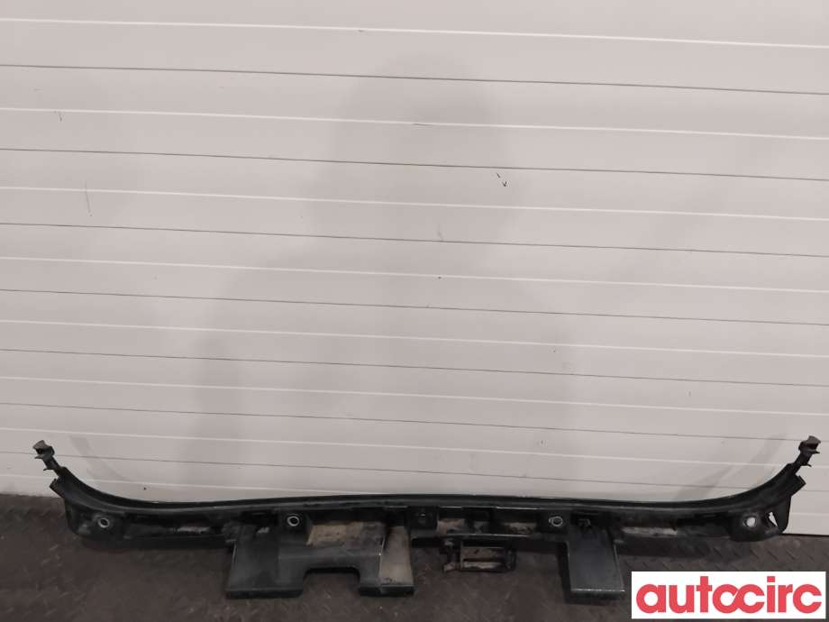Støtfanger bak midtre del til BMW 3-Serie 2005-2011 (E90/E91/E92/E93) (E90/E91/E92/E93) (BMW|51127127720|)