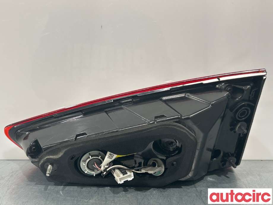 Baklykt venstre indre til Hyundai Tucson 2015-2020  (HYUNDAI|92403D7600)