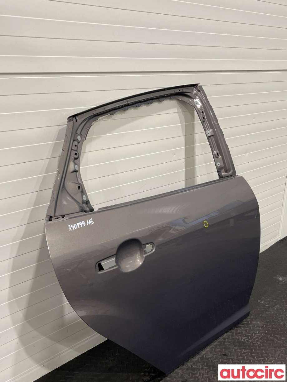 Dør høyre bak til Ford Focus 2011-2014 (Type III, Fase 1)  (FORD|2172759|PBM51-A24630-BF|)