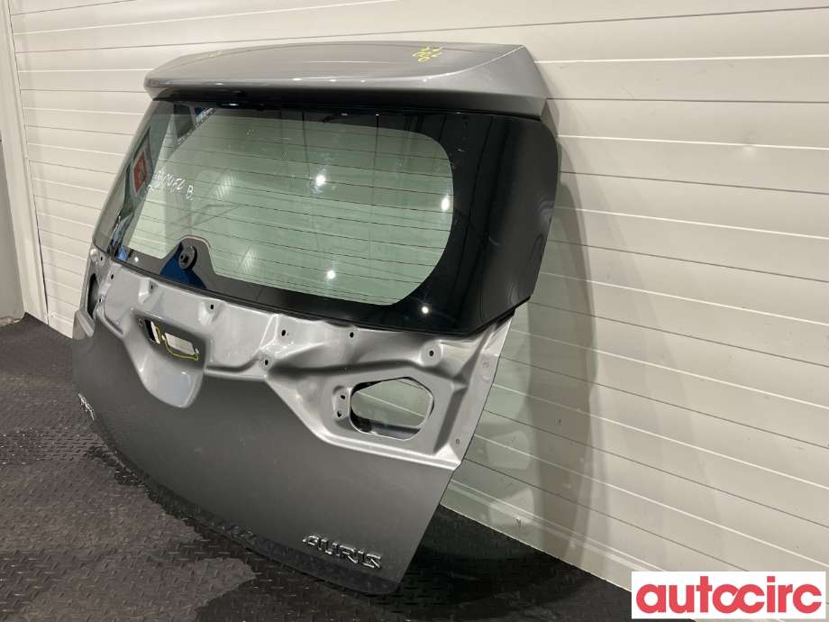 Bakluke combi til Toyota Auris 2013-2015 (Type II, Fase 1)  (TOYOTA|6700502240|6700502290)
