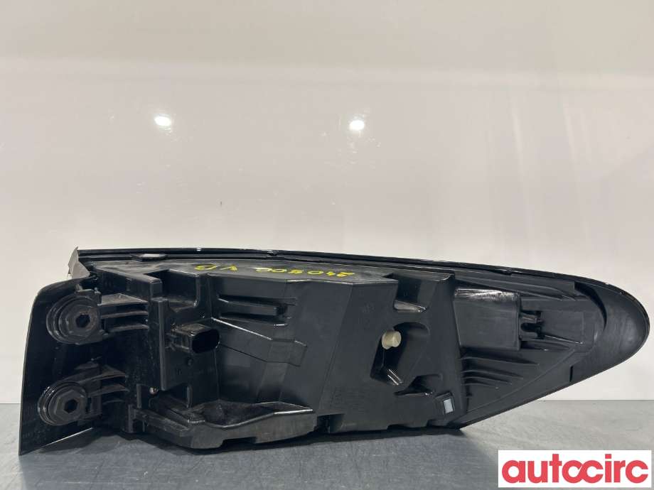 Baklykt venstre til VW ID.4 2020-->>  (VOLKSWAGEN|11A945207A)