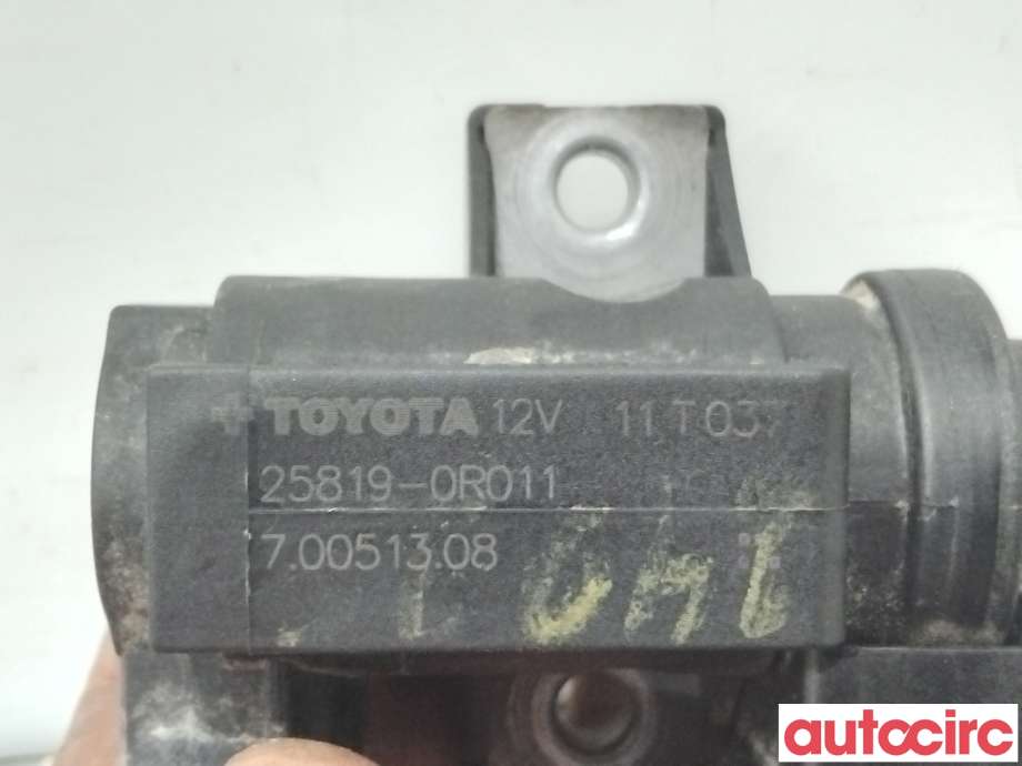 Vakuumventil til Toyota Avensis 2009-2015 (Type III, Fase 1)  (TOYOTA|258190R011|70051308|25819-0R011)