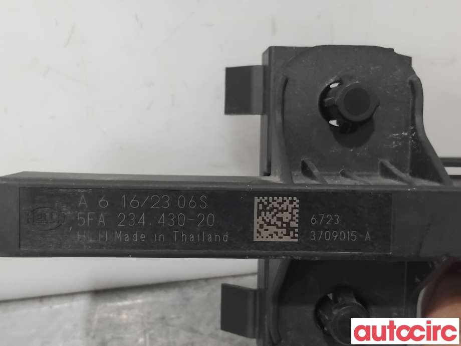 Diverse deler til VW ID.4 2020-->>  (VOLKSWAGEN|5WA962131C|5FA234430-20)